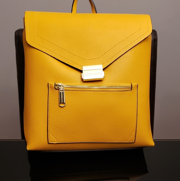 Backpack - Picture 2 of 4